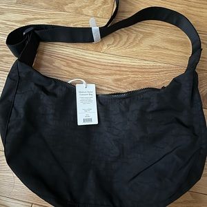 BAGGU Medium Nylon Crescent Bag Black